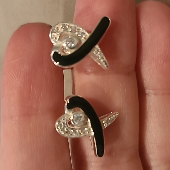 Sterling silver cubic zirconia heart black ribbon design earrings - Picture 1 of 8
